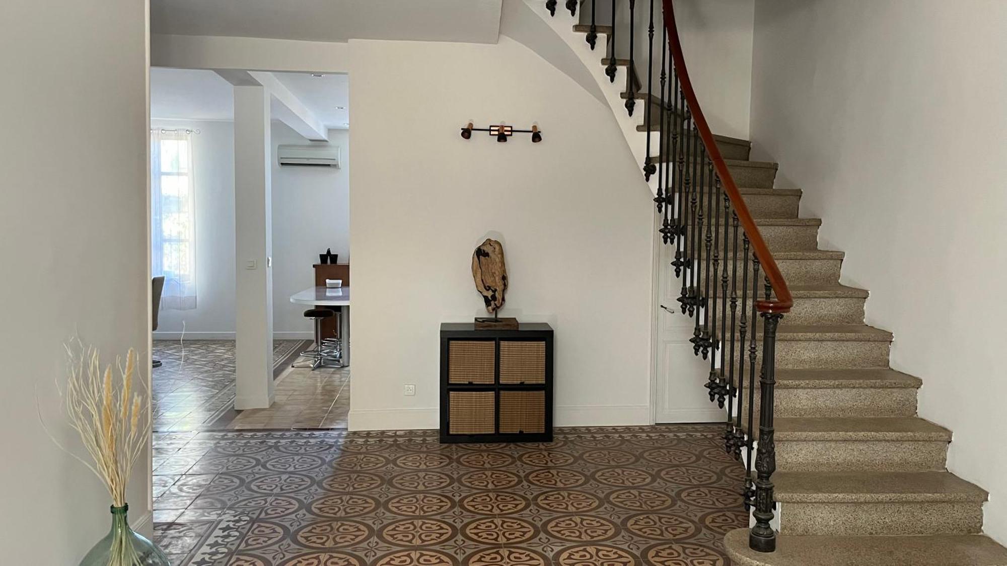 Holiday home Maison Familiale Les Hirondelles Magalas